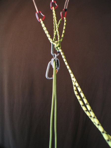 Belay escape 01 - typical auto-locking setup.