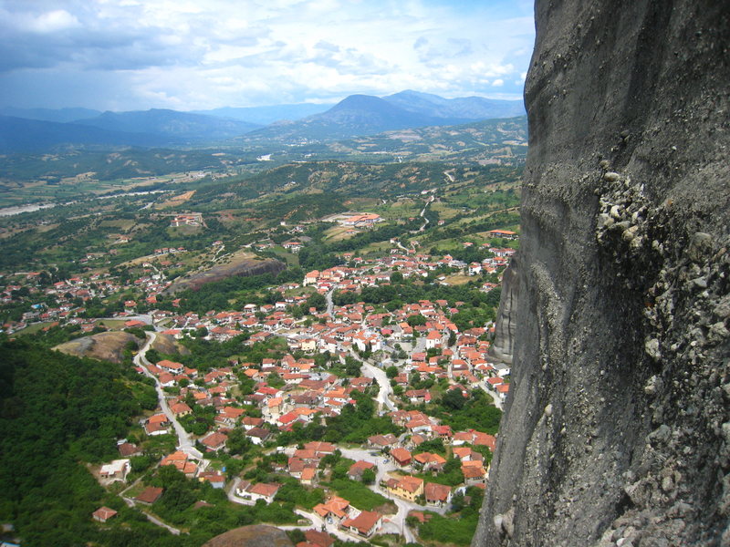 The village of Kastraki as seen from Hypotenuse.