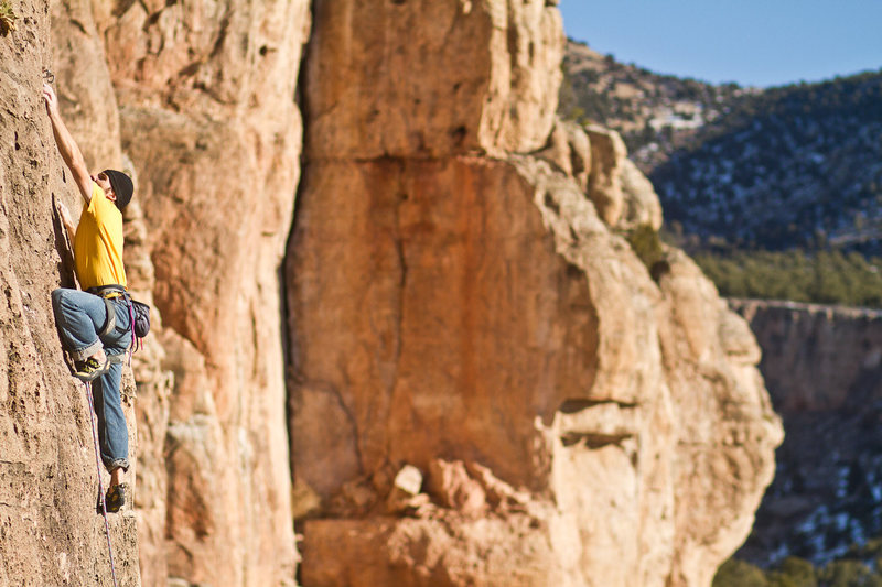 The Gym features the best limestone at Shelf, abundant sunshine, big views, and no crowds.<br>
<br>
Photo © Ryan Day Thompson, 2012 | www.ryandaythompson.com.