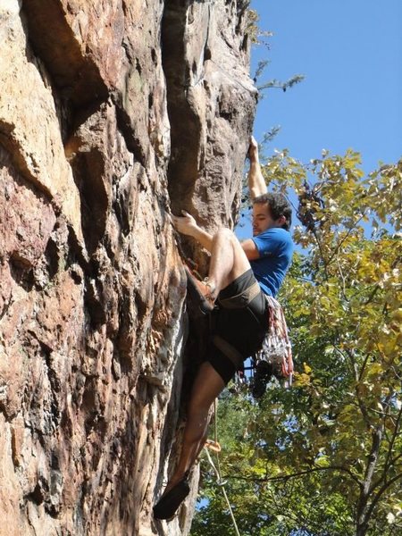 Rawlhide Wall<br>
<br>
Arborcide (5.9) Trad<br>
<br>
Crowders Mountain State Park, North Carolina