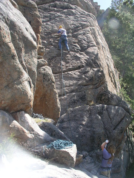 Zach does a no hands belay for Smok'in Bob's pics