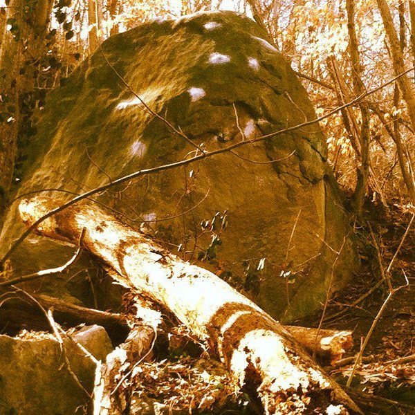 good photo of the boulder chalked up