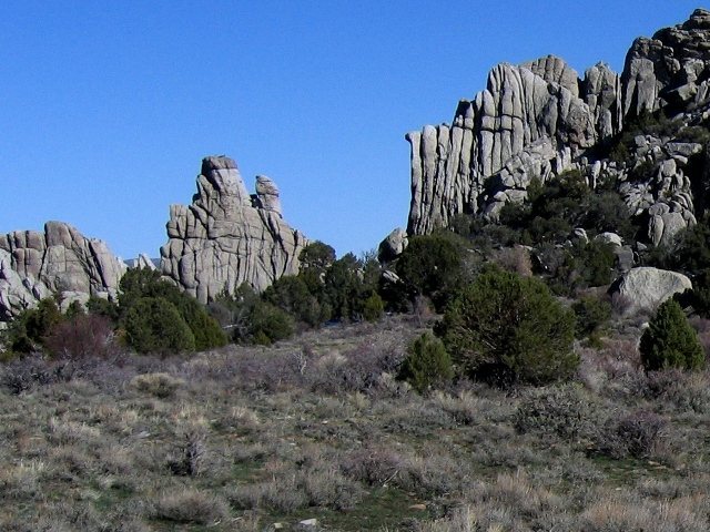 Poultry Pillar left of center. Crack House right of center.<br>
<br>
West facing view