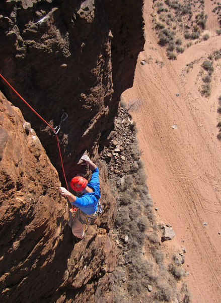 Mike enjoys moderate moves above the 2nd pitch roof <br>
Heat Seeker - (5.11-)