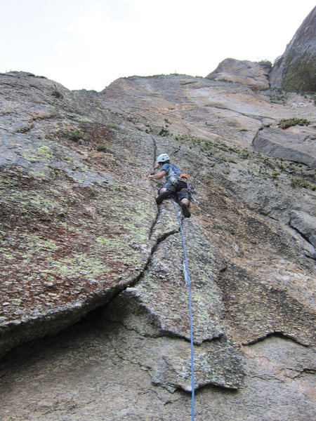 The cool crux crack on Lagartao.