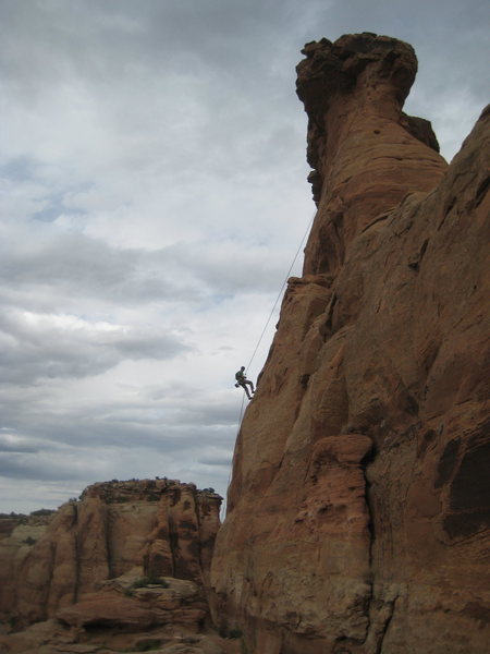 Jekich rapping off Otto's to Lunchbox Ledge. (70m rope)