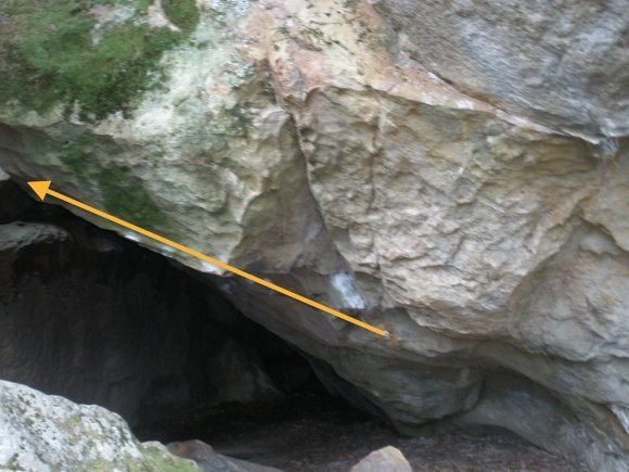Ken Kesey and the Merry Pranksters (V9) follow this arete and is a hang and drop problem.