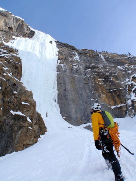 At base of upper pillar.