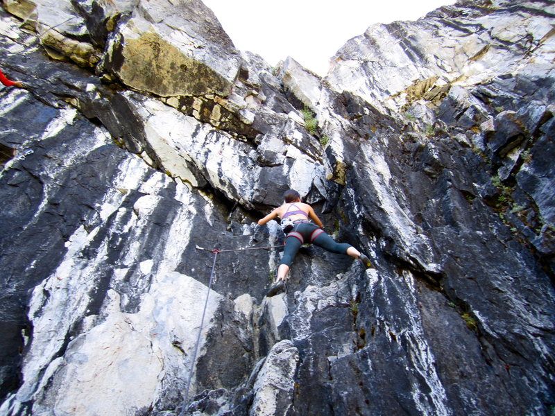 Car Jacker 5.9 at Mayhem Cove in Eagle Creek Canyon