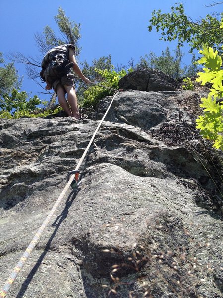 After climbing the meat of Flying Squirrel, you arrive at great rock featuring giant smooth horns, chicken heads, and rounded jugs. Jared enjoyed it enough that he wanted to belay from above to better enjoy the sun :)