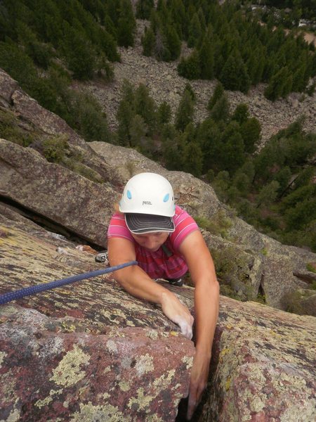 Finishing up the 4th pitch. This would be a 4 star route if all the pitches were longer...