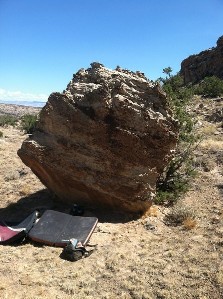 South side of Reecy's Pieces Boulder.