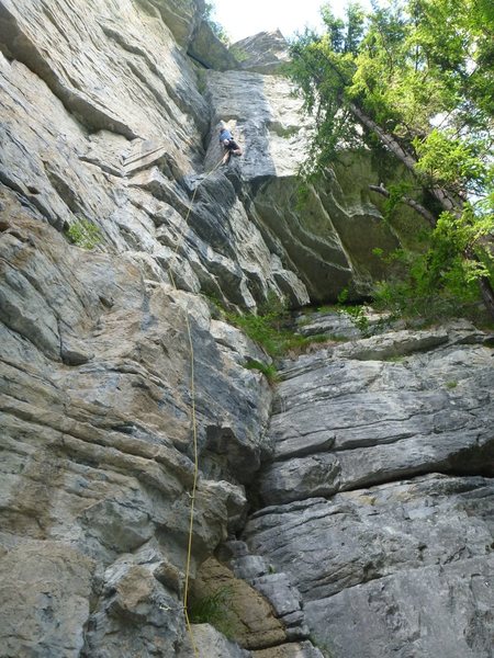 Staying on route on güggel von unten 6c