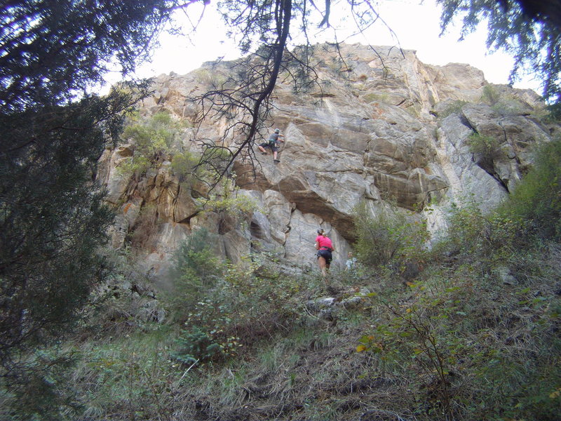 Good warm up, Go Pro seq shot of "On the Margin", New Economy Cliff, CCC.