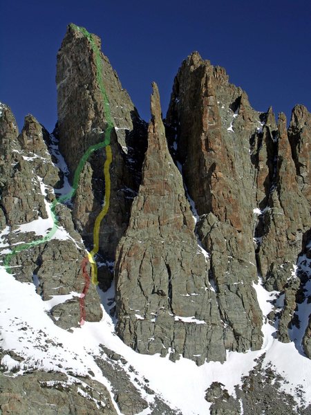 Red - alternate start.<br>
Yellow - traditional line.<br>
Green - South Prow.<br>
<br>
Photo courtesy of Brenta<br>
(I stole it from his summitpost).