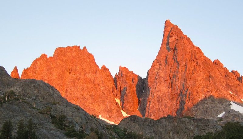 Alpenglow on Norman Clyde Minaret. Taken with my crappy point and shoot.