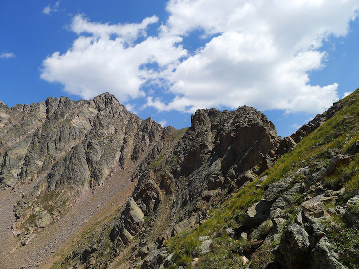 Approaching East Partner from the south.