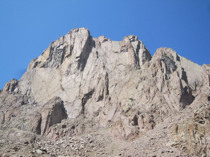 I'm sure the East Face of Pigeon has more lines to be done (the right side looked the most promising).