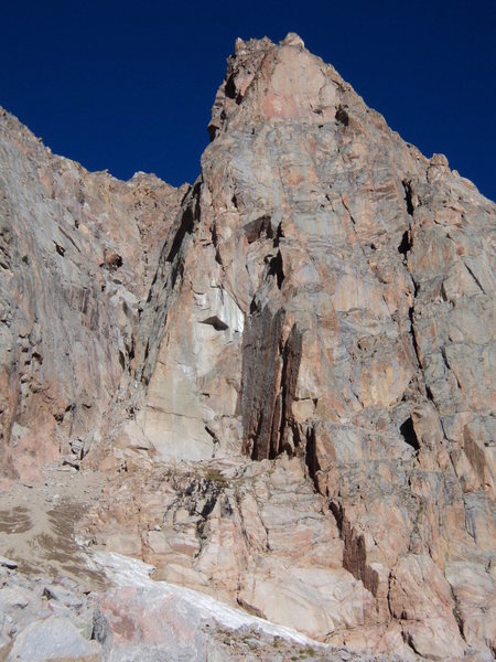 The Honcho Boncho Buttress gains the chimney on the right side of the buttress.