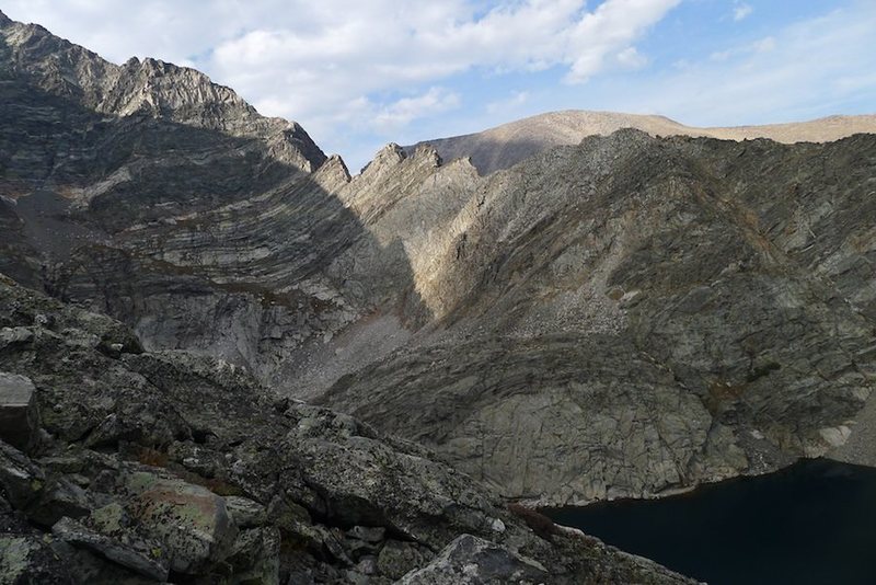 Final descent down to the Spectacle Lakes.
