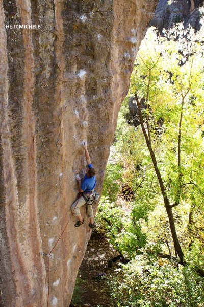 Ben Riley climbs Sinister.