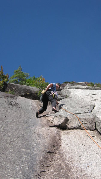 Brad White leads the second pitch flake<br>
of Old Route. Photo by Matt Peer