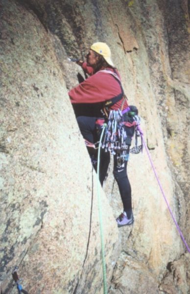 Pete Hubbel climbing Da Butts.