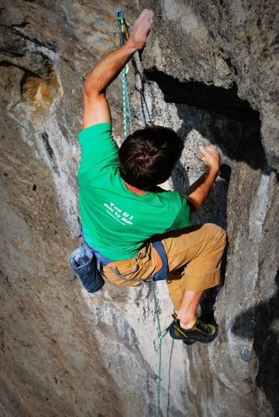Pulling through the second roof on Caliman. <br>
Photo: Dave Stallard