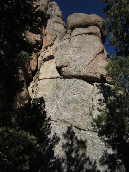 Bottom of route. S-Crack just in the shadow on right.