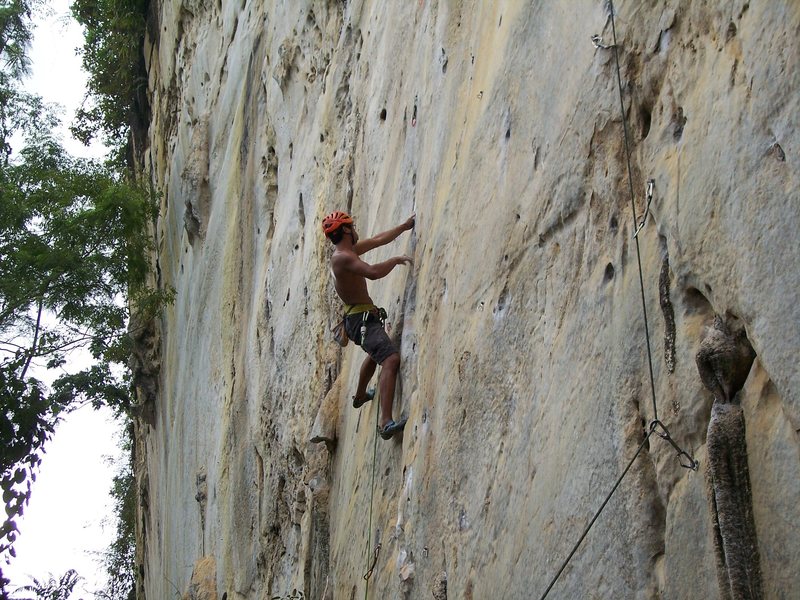 Rajiv nearing the 3rd crux