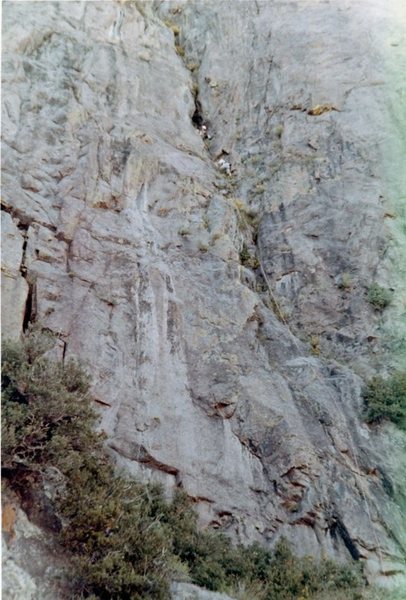 Shot of the first ascent, courtesy of Ben Fairbank (who came along to support the team). There's a little bit less vegetation these days.