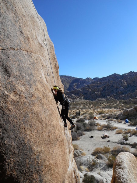 Adrienne Kentner getting slabby on Val de Mello 5.Hard