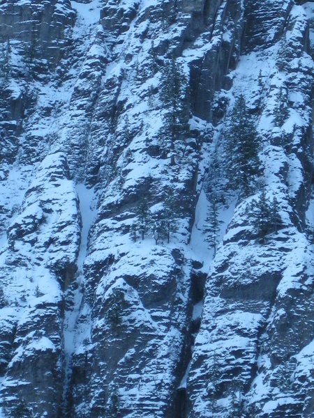 Close up of 1st 2nd and 3rd pitch.<br>
<br>
Photo by Mike Walley.