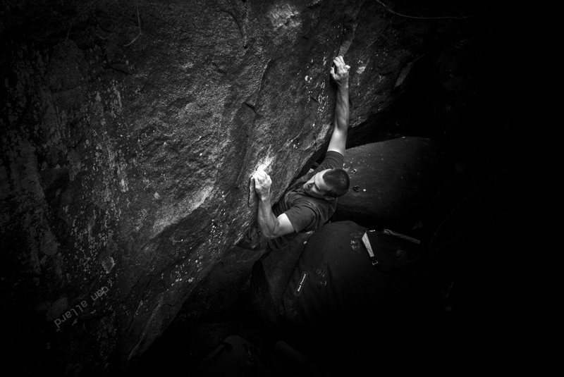 Adam enjoying a Light Shag (v3) on Nockamixons notorious diabase. Haycock Mountain, PA. September 2012. danallardphoto.com