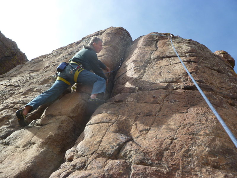 Using the anchors on "Bolt Line" for a top anchor.