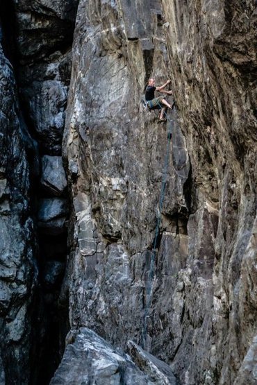 Dylan on Separation Anxiety .11d. Emeralds Upper Gorge.