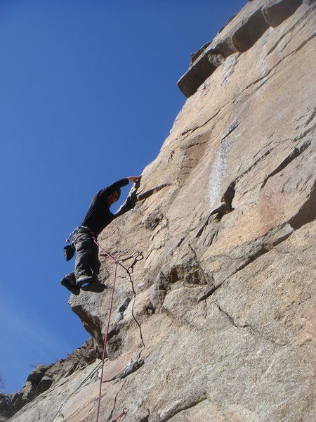 Leading the Arete.<br>
<br>
Photo by Eva R.