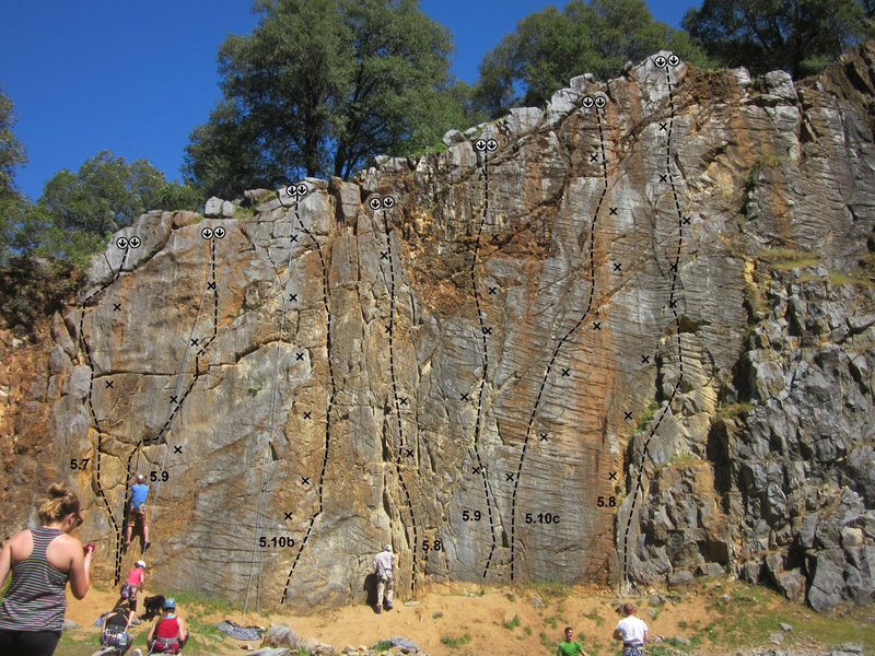 scale wall topo<br>
https://www.facebook.com/AuburnCliffsClimbing