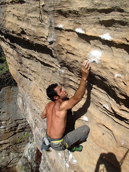 Jorge makes the reach!