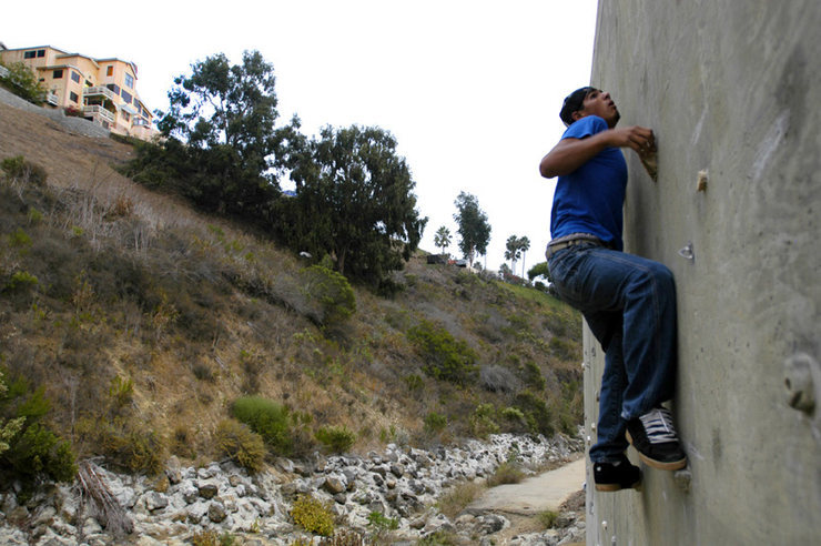Still feeling nostalgic--here's one more shot of the Kalorama Barranca, in Ventura. On this particular day, I watched Mark solo lap after lap in his Vans.