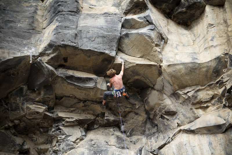 Lower roof crux of Soloflex at Dierkes Lake, Idaho