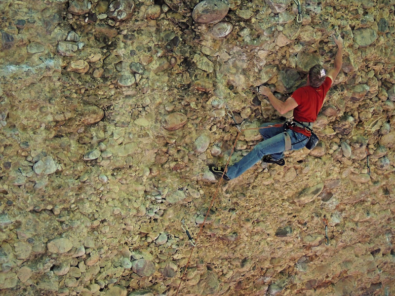 Jason, fighting for the onsight. (Nikon PL510)