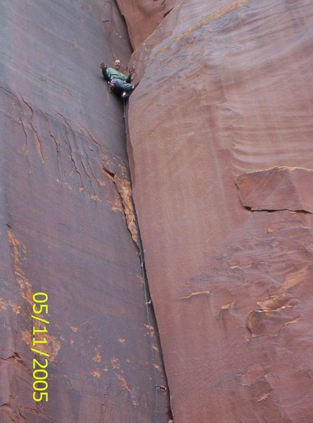 Finishing this very attractive fist corner<br>
(look Ma, no hands)