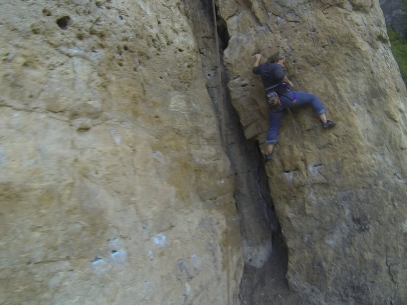 Michelle on The Roach, 5.10a