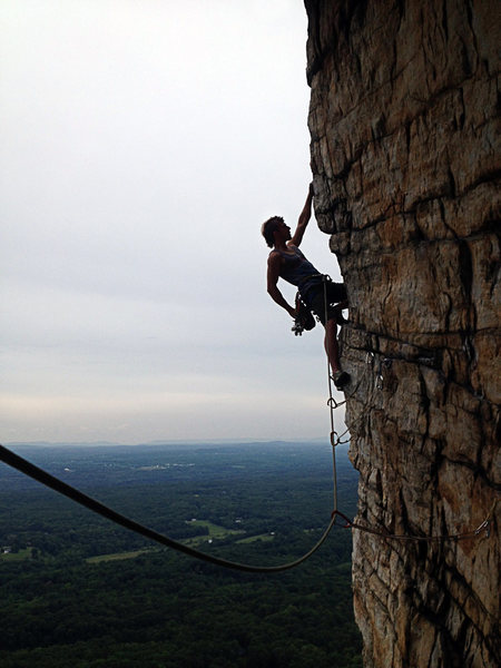 nothing new here... just another classic shot from one of the most photogenic pitches in the Gunks (Bonnie's Roof, pitch 2)