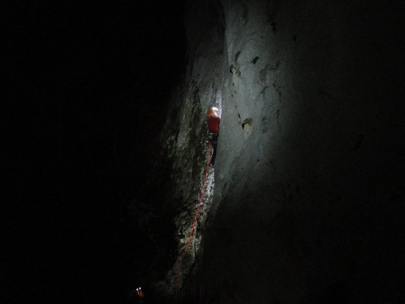 Night climbing on Mario Valentini