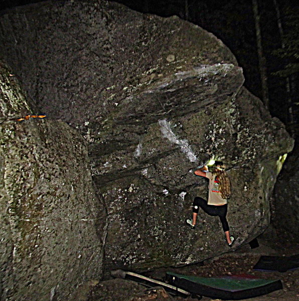 Starting the ledgy hand over hand up to a solid roof hang to top out