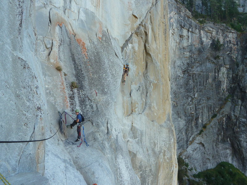 Said takes us off Ahwahnee Ledge on our 3-day (tried for 4) camping trip up Leaning Tower.