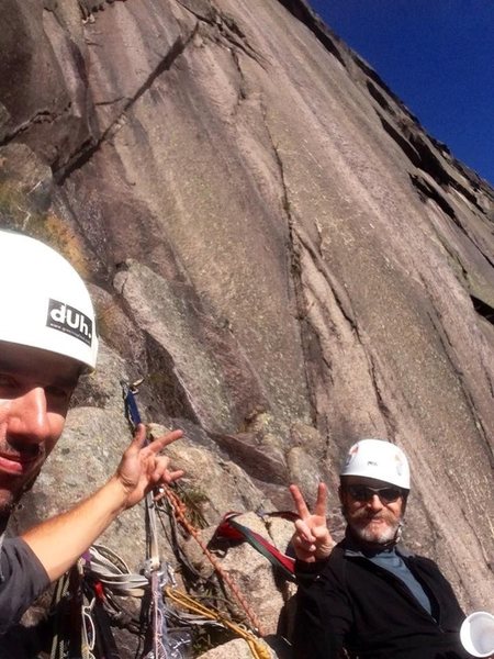 Taking a break with Jon Sykes on The Ghost C2 fall 2013 Anyone up for a re-bolting and pin revamp? This old classics needs it bad:(