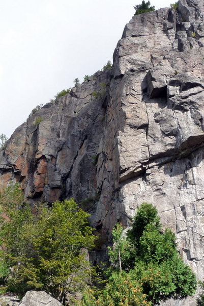 Adagio covers this area going through the path of least resistance<br>
<br>
© 2013 Obsessive climbing disorder<br>
mikemclean.ca